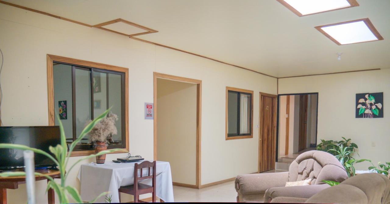 Monte Los Lirios Lodge Monteverde Exteriör bild